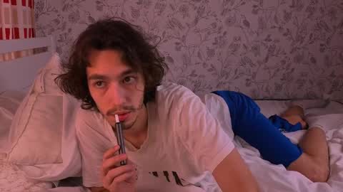 MitchelKors online show from April 5, 10:56 am