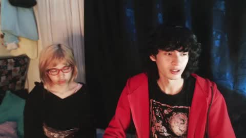 Naomi and Nekorii online show from May 31, 6:34 am