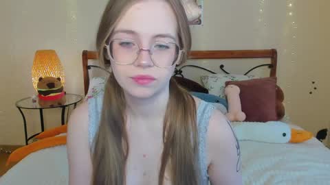 Miya online show from April 23, 1:35 am