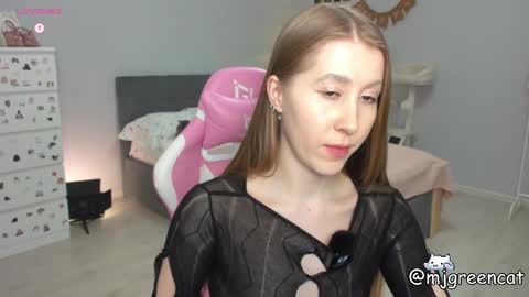 mj  online show from February 9, 3:12 pm