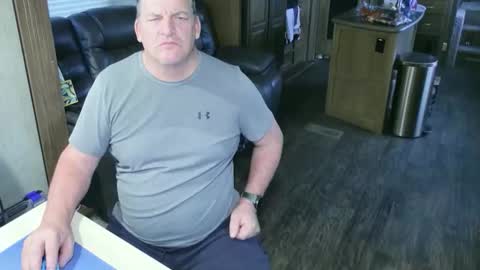 mmmthatsfunnn online show from October 27, 10:21 pm