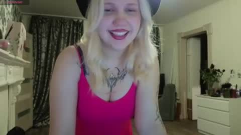 Margo online show from July 25, 6:06 pm