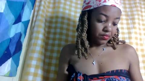 mmyriame online show from July 5, 5:03 am