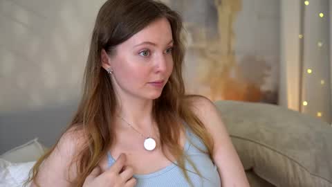 moan_elisa online show from March 22, 3:32 am