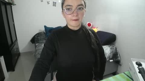 Sam online show from September 18, 11:03 am