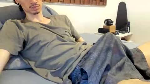 DigBreed online show from April 2, 12:29 am