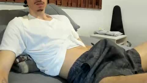 DigBreed online show from April 14, 12:52 pm