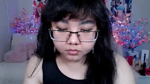 Molly online show from March 27, 5:13 am