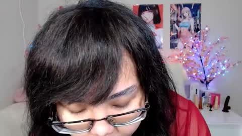 Molly online show from March 5, 4:43 am