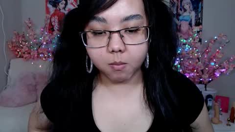 Molly online show from March 26, 5:02 am