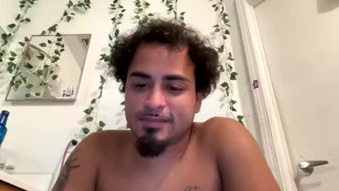 moexdesires online show from June 5, 5:46 am