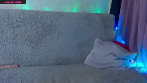 Molly1sex online show from March 29, 8:38 am