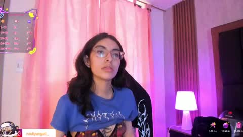 Molly online show from April 18, 5:04 pm