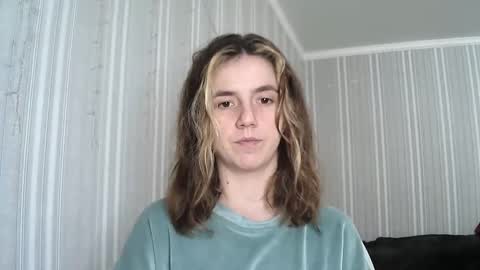 Molly online show from January 28, 9:29 pm