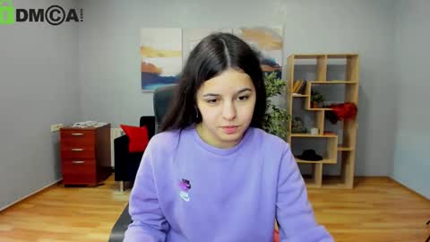 Snapshot of molly_owens chatting on October 20, 9:36 am Molly Owens online show from October 20, 9:36 am