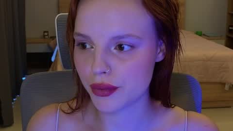 Molly online show from April 11, 12:37 am