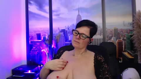 MollySun Nina Randmann online show from February 18, 6:58 pm