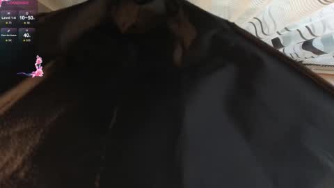 Leah online show from January 15, 11:30 am