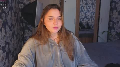 Leah online show from February 6, 11:57 am