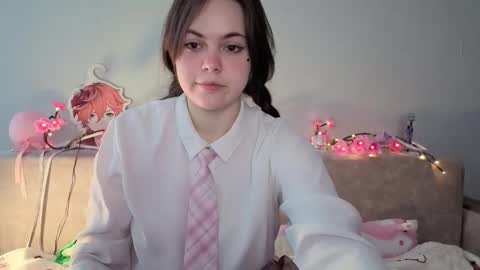 Momo online show from February 23, 3:31 am