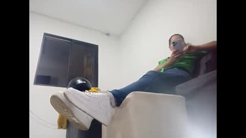 monaa_paloma online show from April 9, 5:22 am