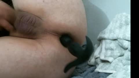 monasnuts online show from April 12, 10:14 pm