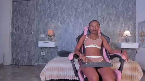 monica_jacksoon online show from August 5, 8:06 pm