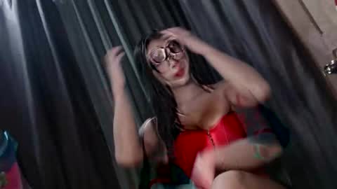 MonicaBravaa online show from December 15, 9:44 pm