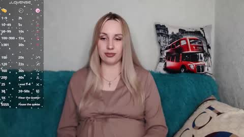 Snapshot of monika_luire chatting on September 24, 11:39 am Monika online show from September 24, 11:39 am