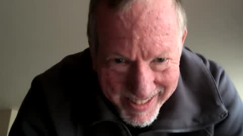 Monkee Dance online show from February 3, 8:03 pm