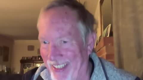 Monkee Dance online show from December 7, 7:54 am