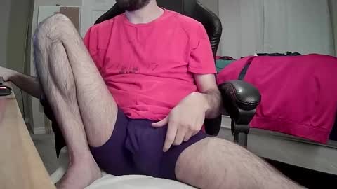 Snapshot of monkey_4u chatting on October 21, 12:05 am monkey_4u online show from October 21, 12:05 am