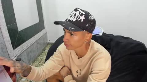 monkeyd_66 online show from February 10, 9:25 am