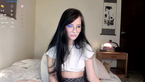 Monserrat Gil  onlyfans  online show from April 4, 3:02 am