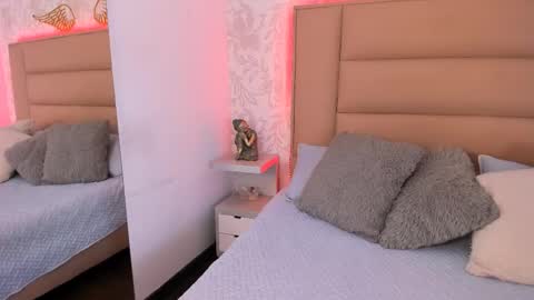 Adriana online show from February 25, 3:53 pm