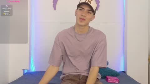   online show from July 22, 12:29 pm