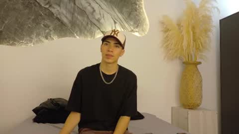   online show from July 28, 12:48 pm