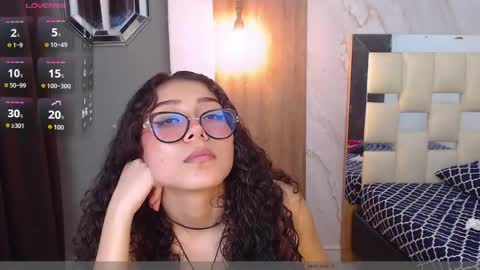 moon_and_fire_ online show from March 23, 8:30 am