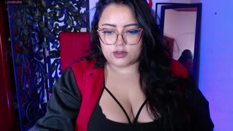 moon_sunflowers online show from November 4, 3:52 am