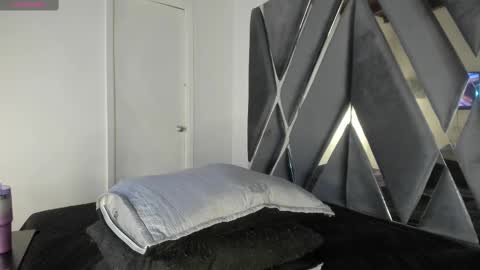 Luna  online show from September 22, 6:56 pm