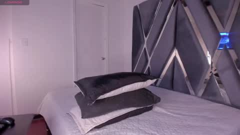 Luna  online show from September 18, 6:01 pm