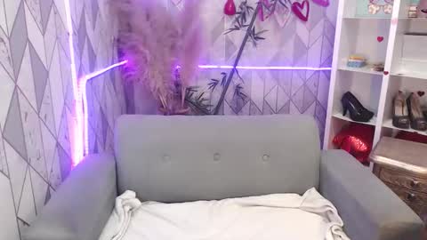 Charlotte online show from September 13, 7:49 pm