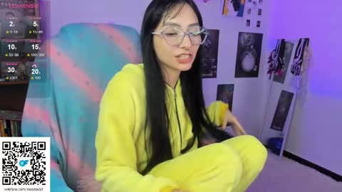 MOON  online show from October 30, 4:24 am