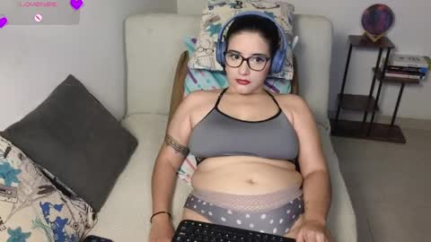 Moon Woman online show from April 6, 4:46 am