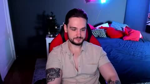 Tony online show from December 18, 6:36 pm