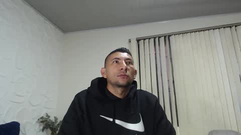 MORGAN AND MEGAN online show from November 19, 11:20 am