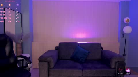 Snapshot of morganhicks chatting on February 16, 8:00 pm Morgan Hicks online show from February 16, 8:00 pm