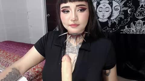 Morgan Moon online show from October 22, 8:10 pm