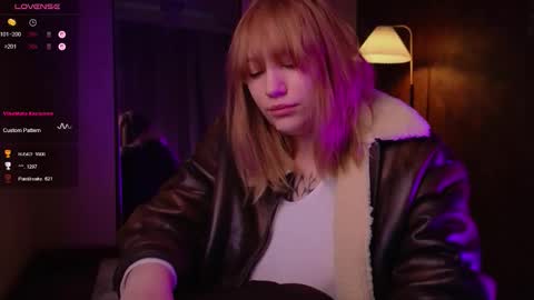 morvelyn online show from September 17, 2:48 am