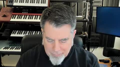 mostly_unbothered online show from November 15, 11:12 am